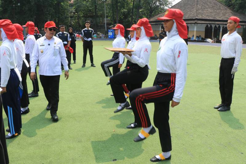 Wakil Walikota Tengah Menyemangati Paskibra